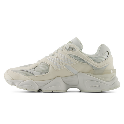 9060 Beige | Reflection