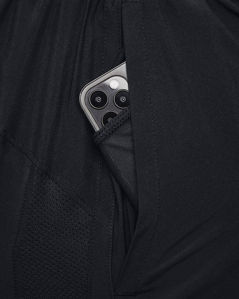 UA Launch 5'' Shorts Schwarz