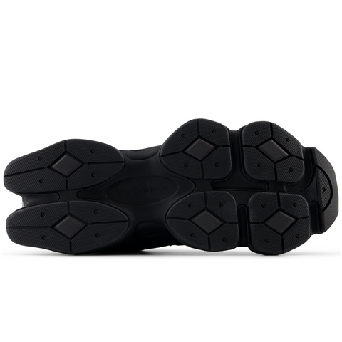 9060 Black | Castlerock
