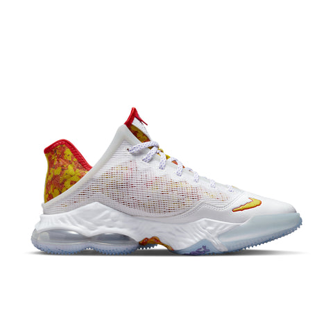 LeBron XIX Low Magic Fruity Pebbles Weiß