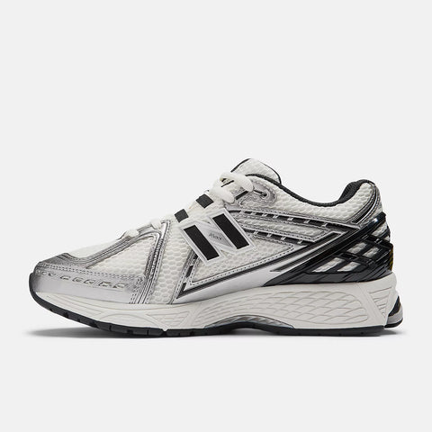 New Balance 1906R Silver Metallic M1906RER