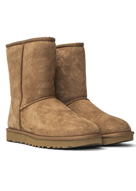 UGG W Classic Short II Damen Winterschuhe