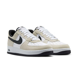NIKE Air Force 1 '07 LV8 Herren Sneaker