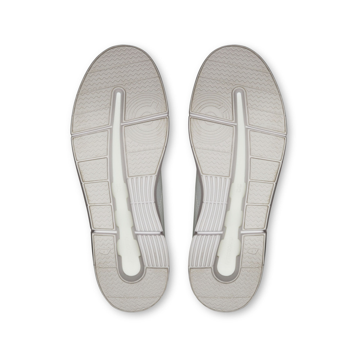 ON THE ROGER Spin White | Black Damen Sneaker