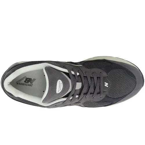 New Balance M2002RFL Unisex Sneaker