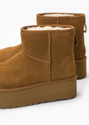UGG W CLASSIC MINI PLATFORM Damen Schneestiefel braun